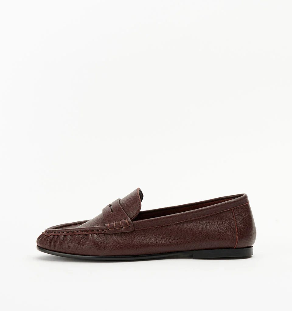 Ivana - Image 11