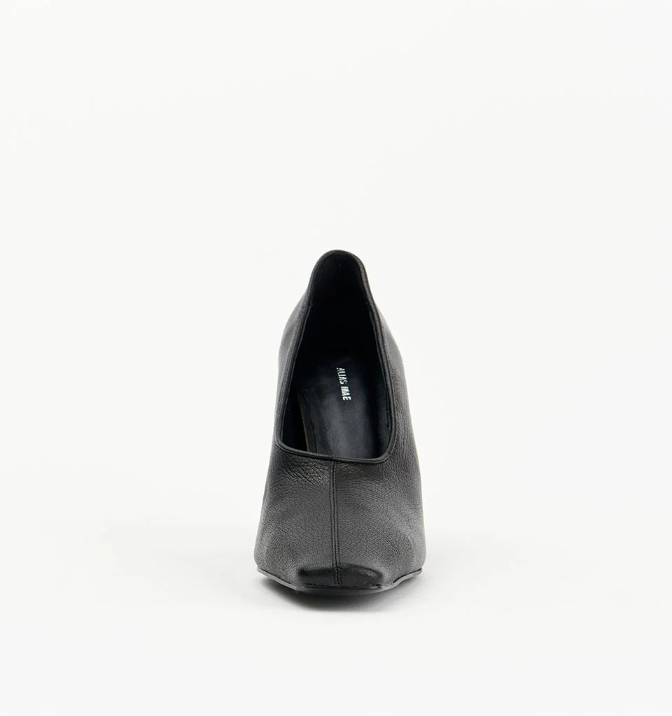 Nomi - Image 5