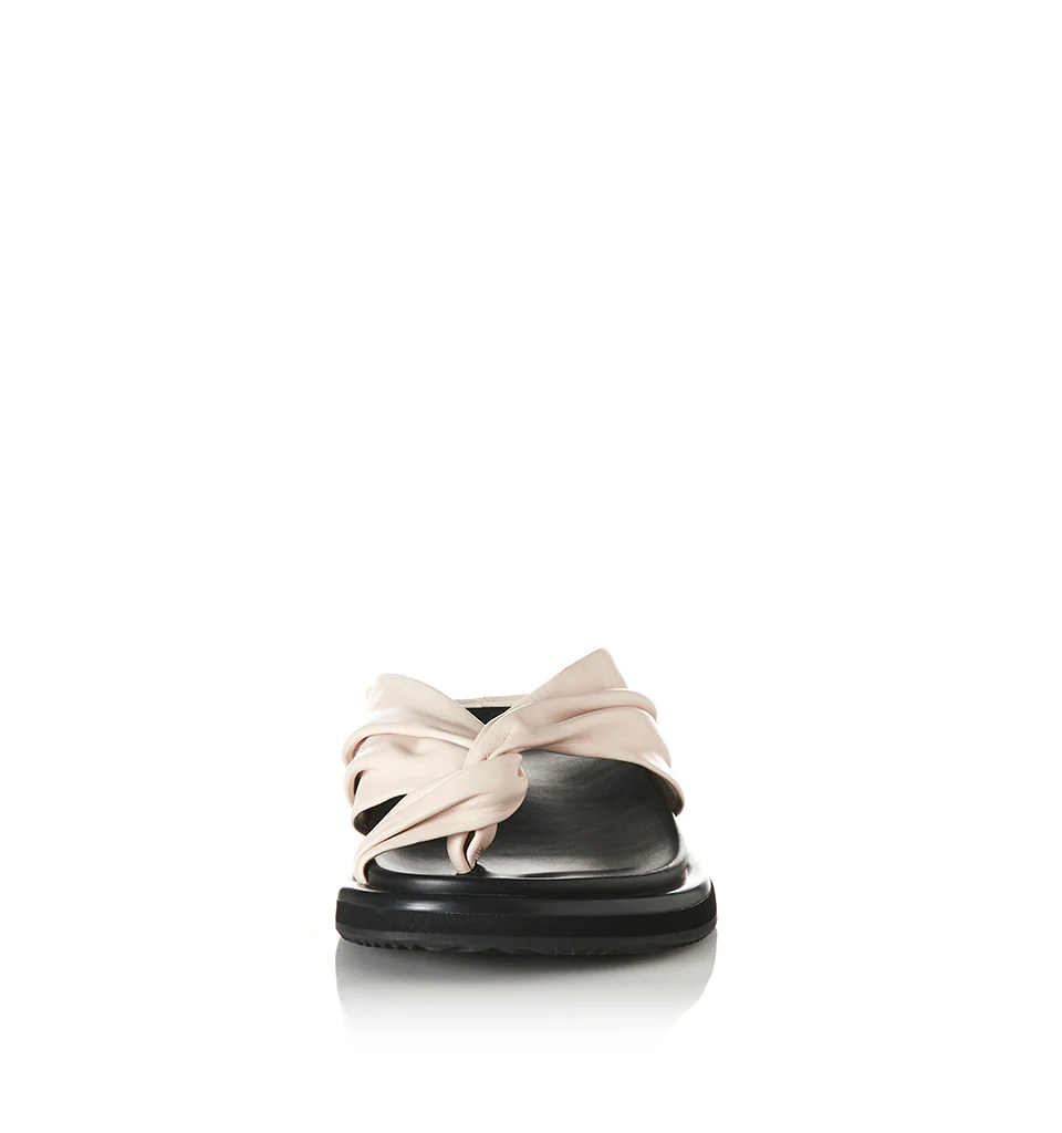 Paola - Image 11